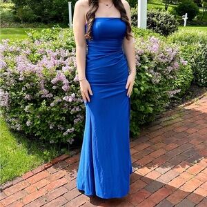Faviana blue strapless prom dress, size 6